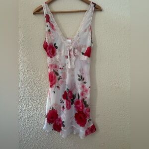 Secret Treasures Floral Lace Chemise - Red and Pink